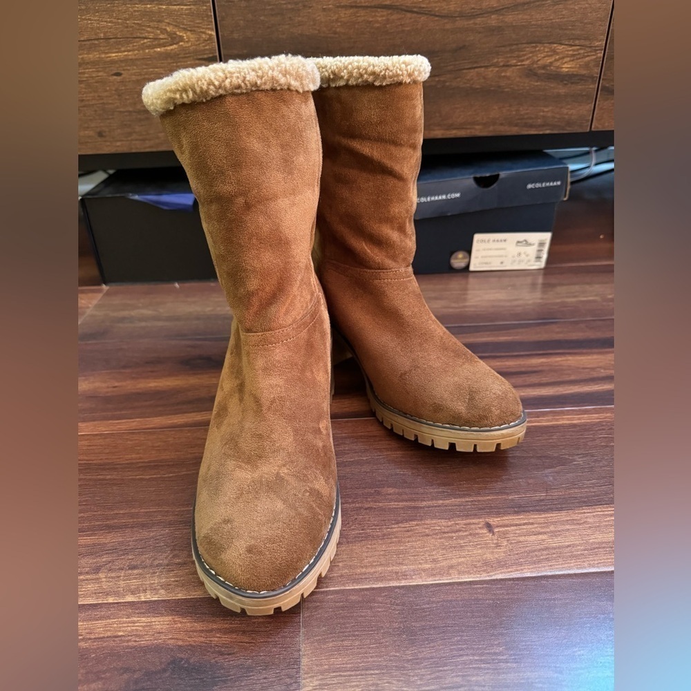 🌿END of Season SALE🌿BOUTIQUE Brown Heeled Winter Boots Faux fur Lined Size 10